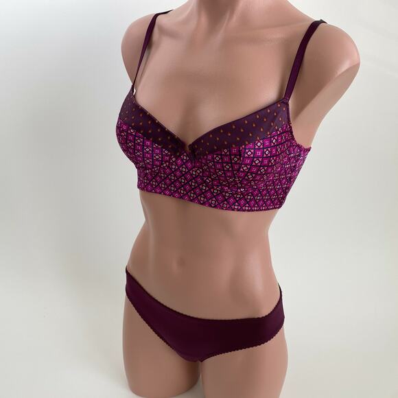 Victoria's Secret Very Sexy Lined Demi Bra 32C Brief XS Burgundy Set - Picture 2 of 12